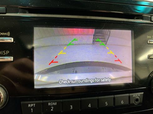 Used 2013 Nissan Altima 3.5 SV FWD image 15