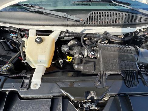Used 2015 Chevrolet Express 3500 LT w/ LT Preferred Equipment Group image 35