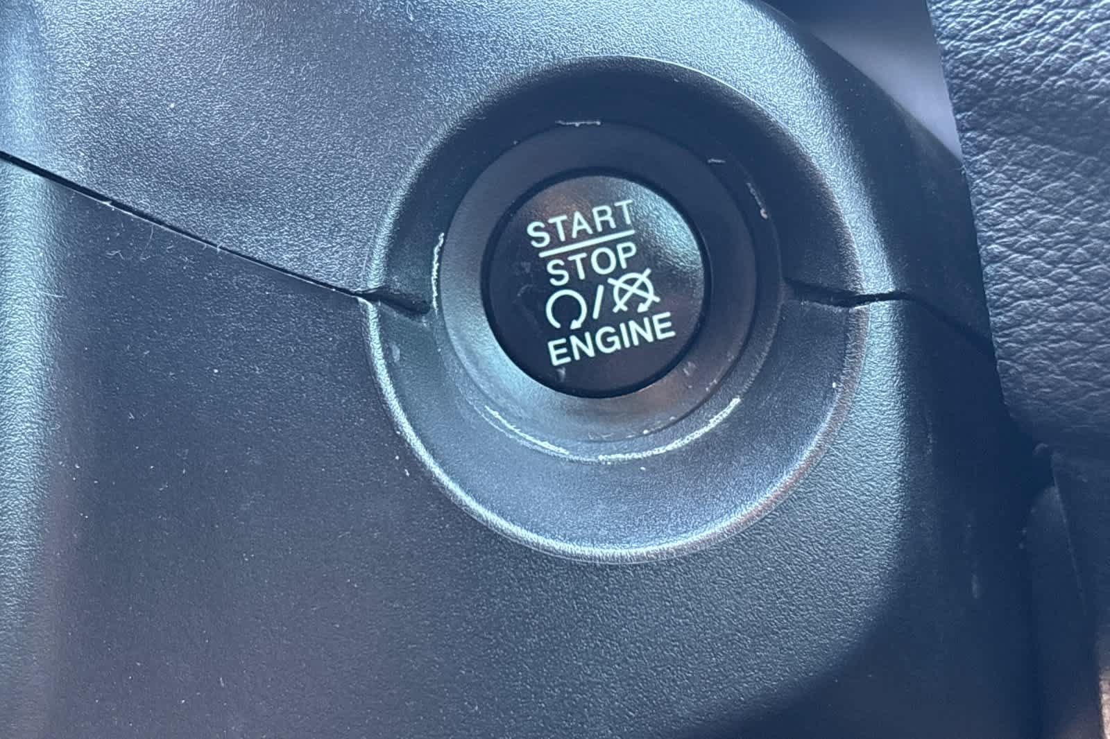 Used 2019 Jeep Compass Limited AWD/4WD image 24