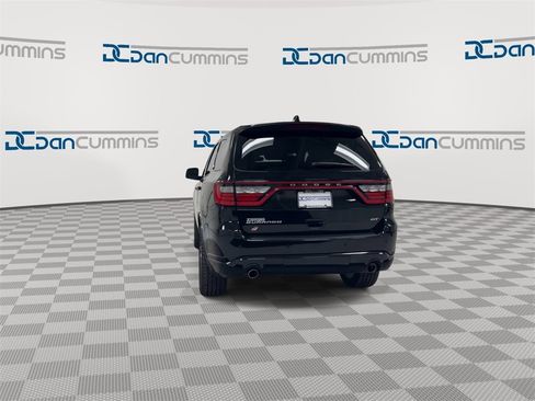 Used 2023 Dodge Durango GT image 7