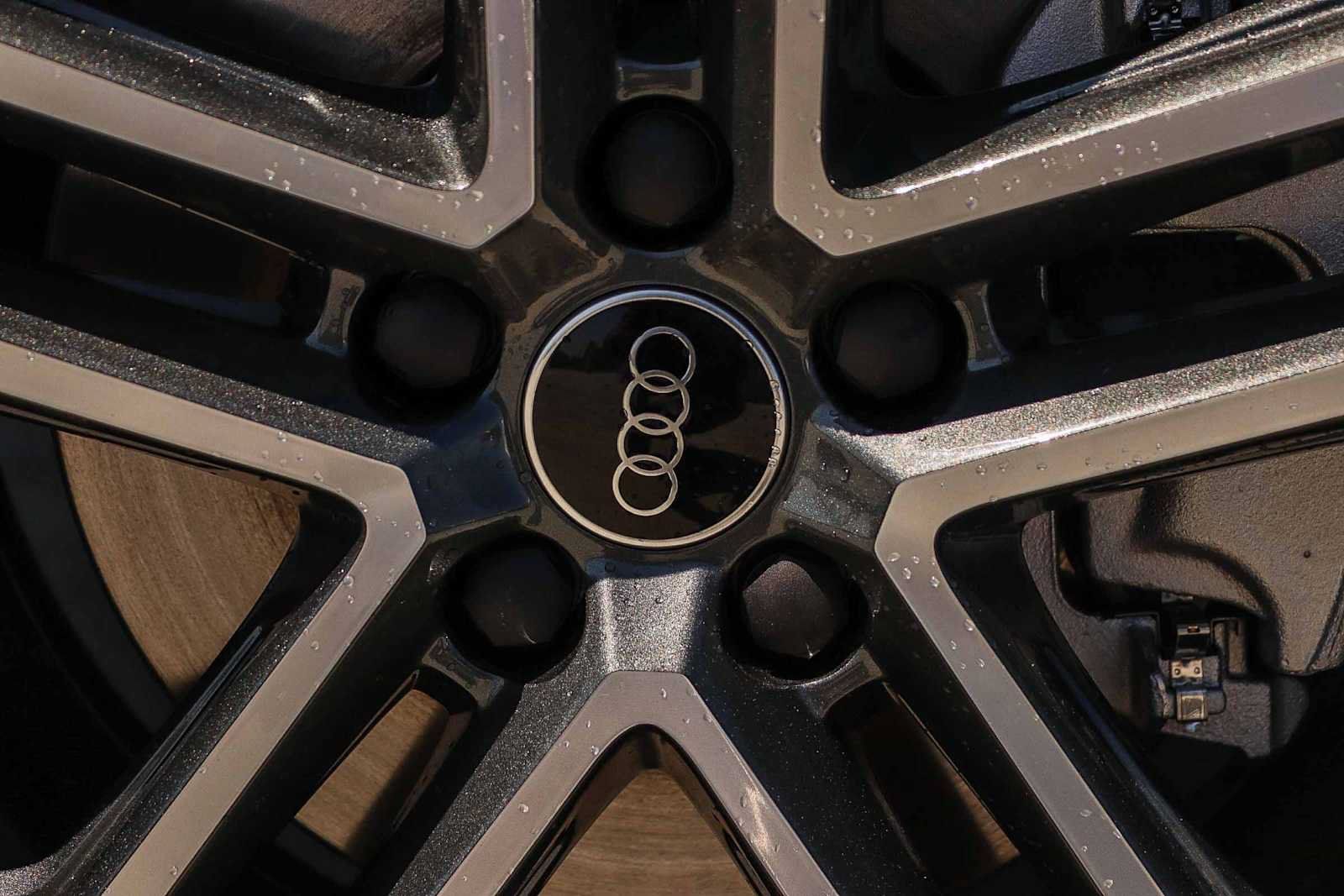 New 2026 Audi Q5 Premium AWD/4WD image 15