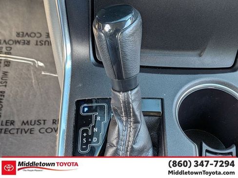 Used 2017 Toyota Camry XLE w/ Moonroof Package FWD image 28