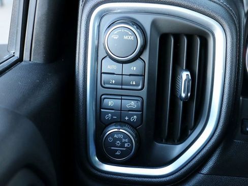 Used 2020 Chevrolet Silverado 2500 High Country w/ Z71 Off-Road Package image 17