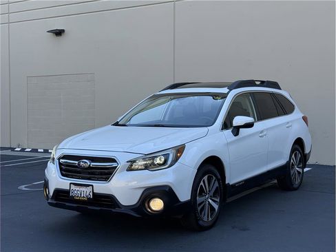 Used 2019 Subaru Outback 2.5i Limited w/ Popular Package #2 AWD/4WD image 4