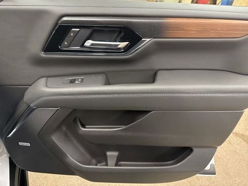 New 2026 GMC Yukon Denali w/ Denali Reserve Package AWD/4WD image 26