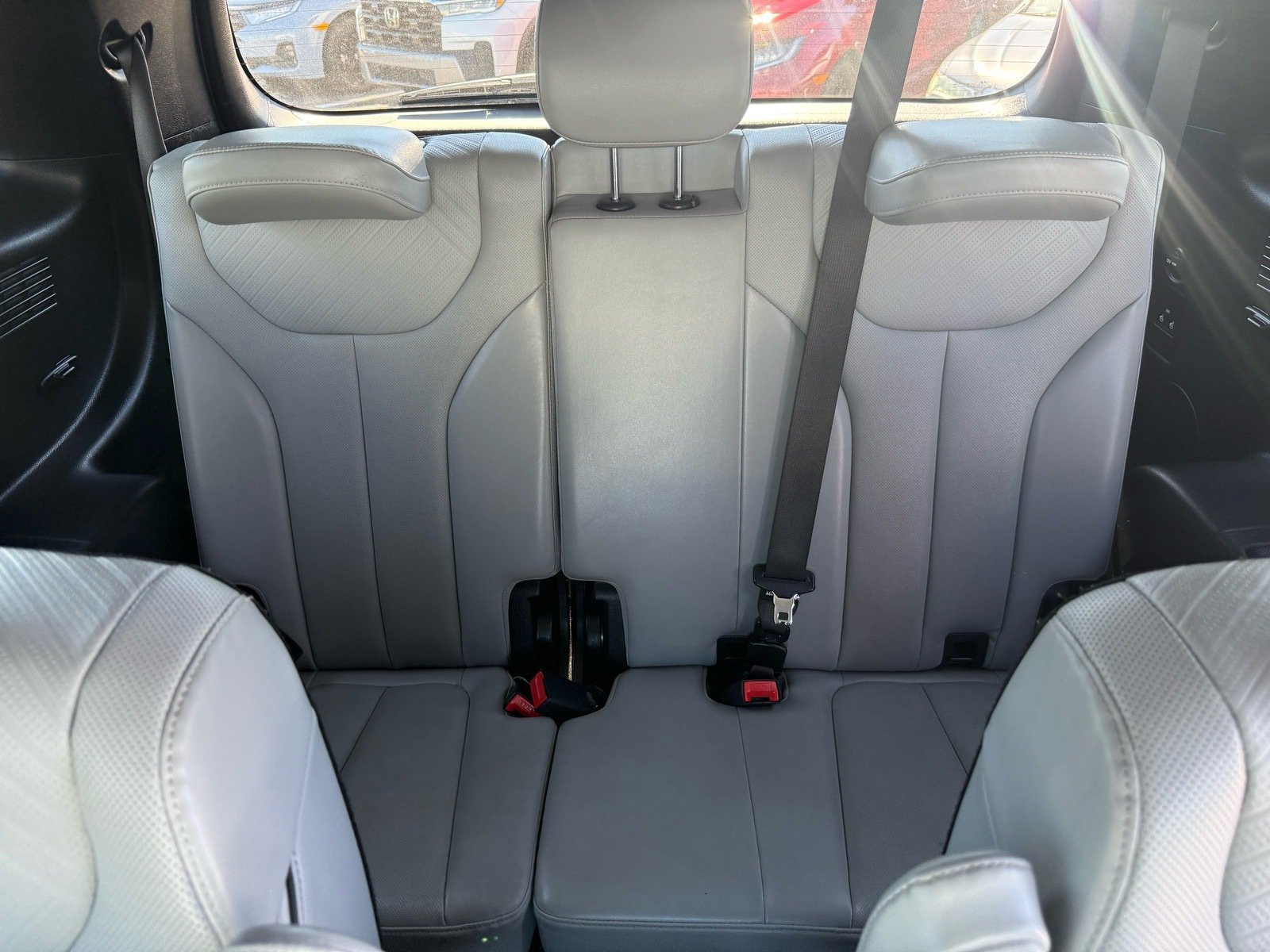 Used 2025 Hyundai Palisade SEL FWD image 27