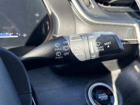 Used 2021 Jeep Grand Cherokee L Limited image 17