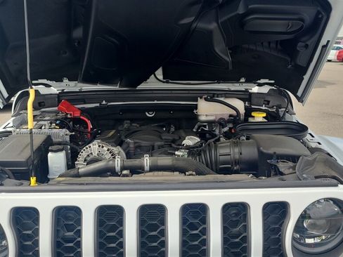Used 2023 Jeep Wrangler Unlimited Rubicon 392 AWD/4WD image 7