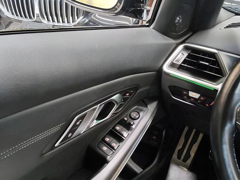 Used 2023 BMW M3 w/ Executive Package RWD image 28