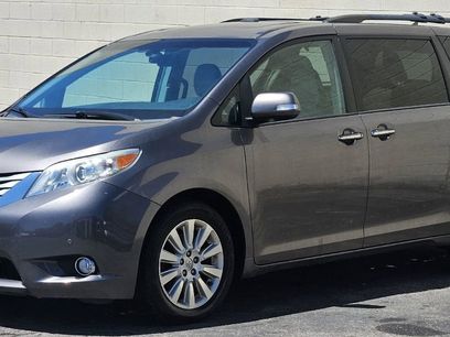 Used 2014 Toyota Sienna Limited w/ Limited Premium Package