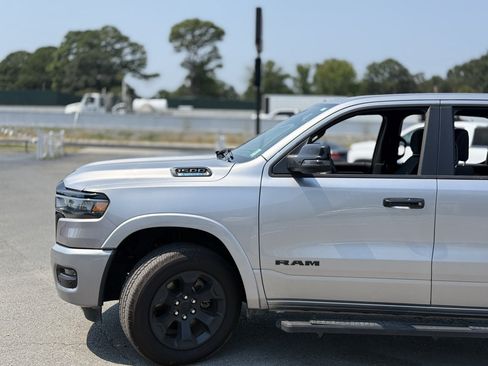 Used 2025 RAM 1500 Big Horn AWD/4WD image 11
