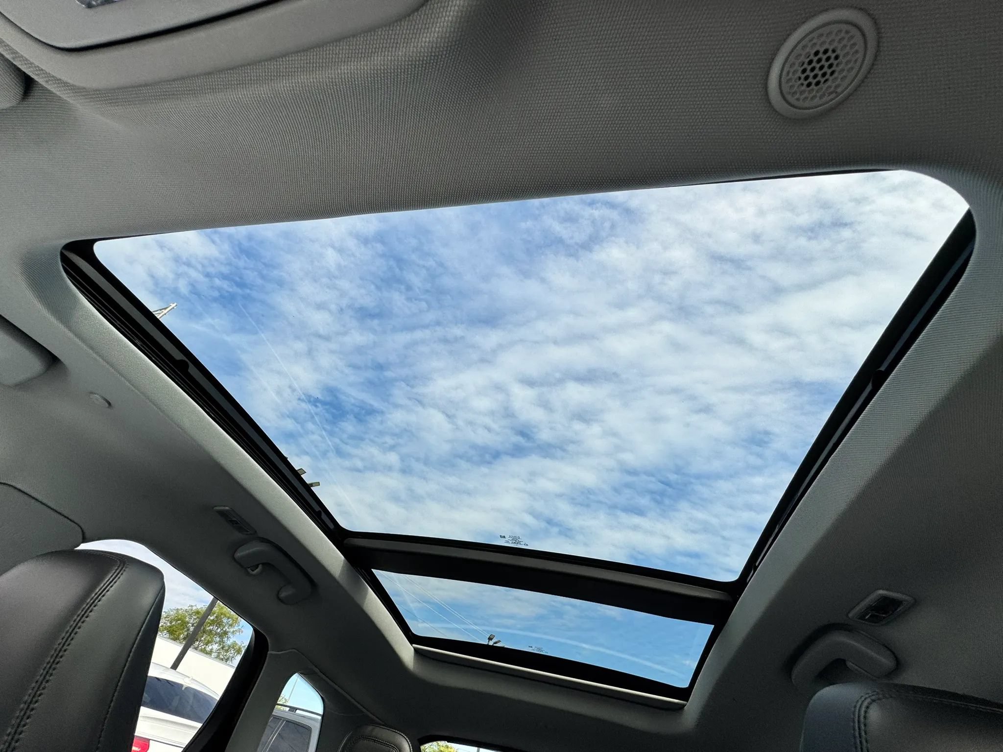 Used 2022 Lincoln Corsair AWD w/ Premium Package image 41