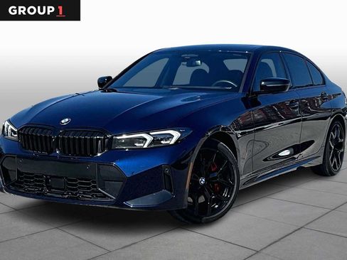 Used 2025 BMW 330i 330i w/ M Sport Package image 1