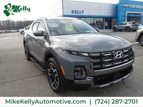 Certified 2025 Hyundai Santa Cruz Limited image 1