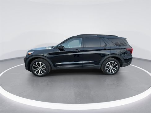 Used 2020 Ford Explorer ST w/ Premium Technology Package image 5