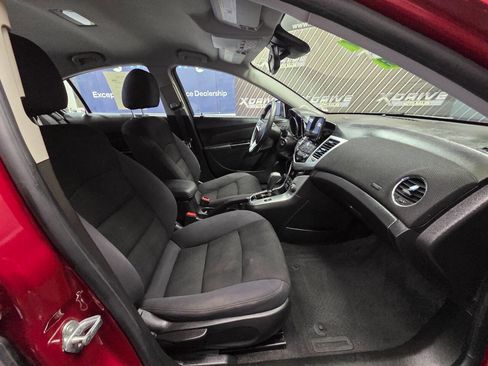Used 2014 Chevrolet Cruze LT FWD image 23