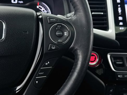 Used 2018 Honda Pilot Elite image 36