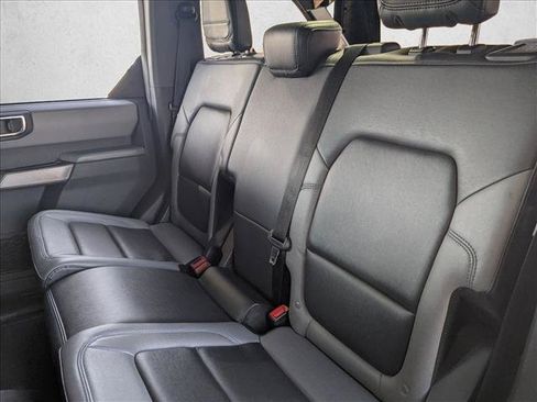 Used 2022 Ford Bronco Black Diamond AWD/4WD image 18