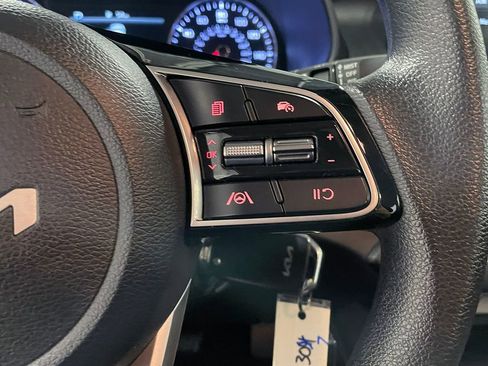 Used 2023 Kia Forte LXS image 32