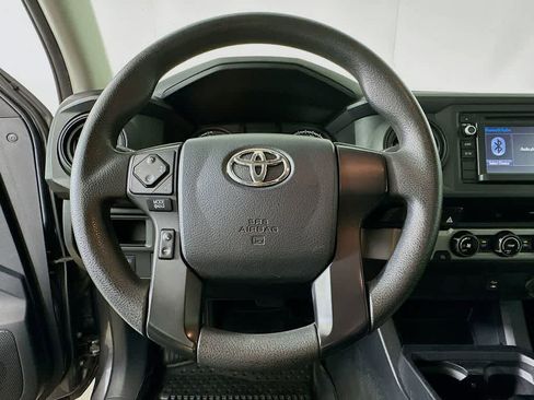 Used 2017 Toyota Tacoma SR image 14