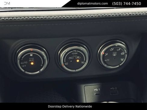 Used 2024 Nissan Z Performance w/ Floor Mat Package RWD image 33