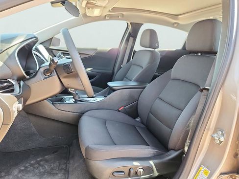 Used 2024 Chevrolet Malibu LT image 17