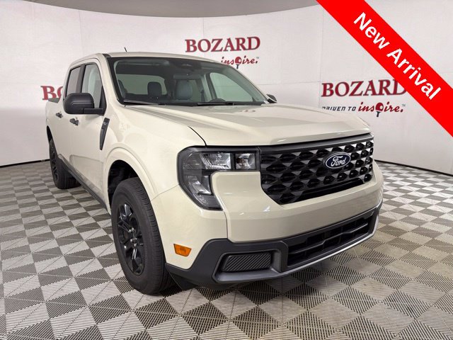 Used 2025 Ford Maverick XLT FWD image 1