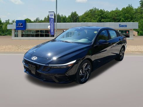 Certified 2024 Hyundai Elantra Limited image 2