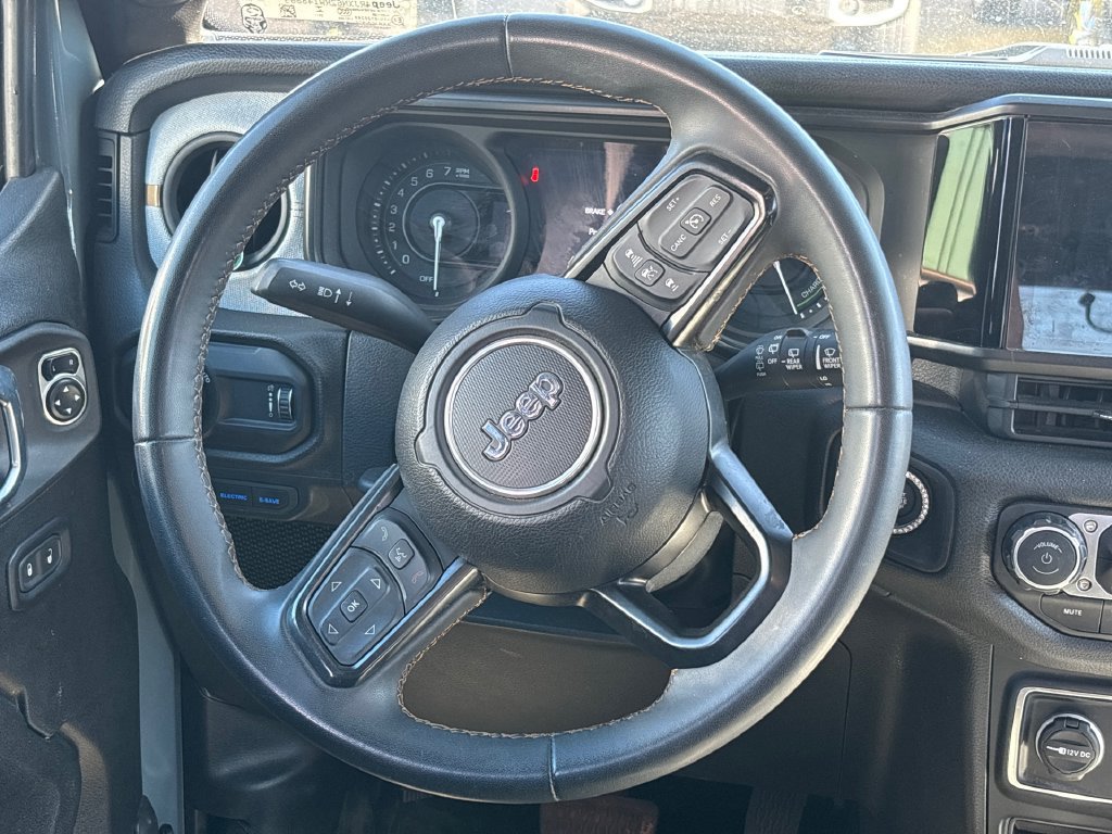 Used 2024 Jeep Wrangler Unlimited w/ LED Headlamp & Fog Lamp Group AWD/4WD image 21