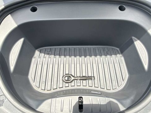 Used 2023 Tesla Model 3 Standard Range RWD image 27