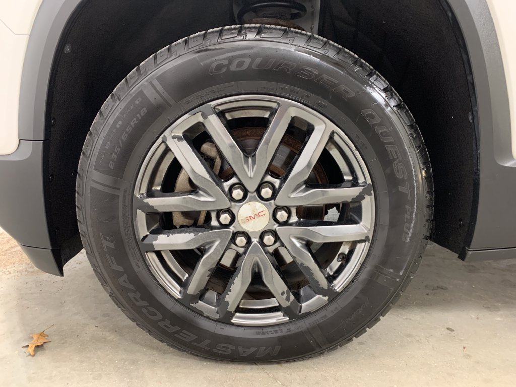 Used 2017 GMC Acadia SLT AWD/4WD image 2