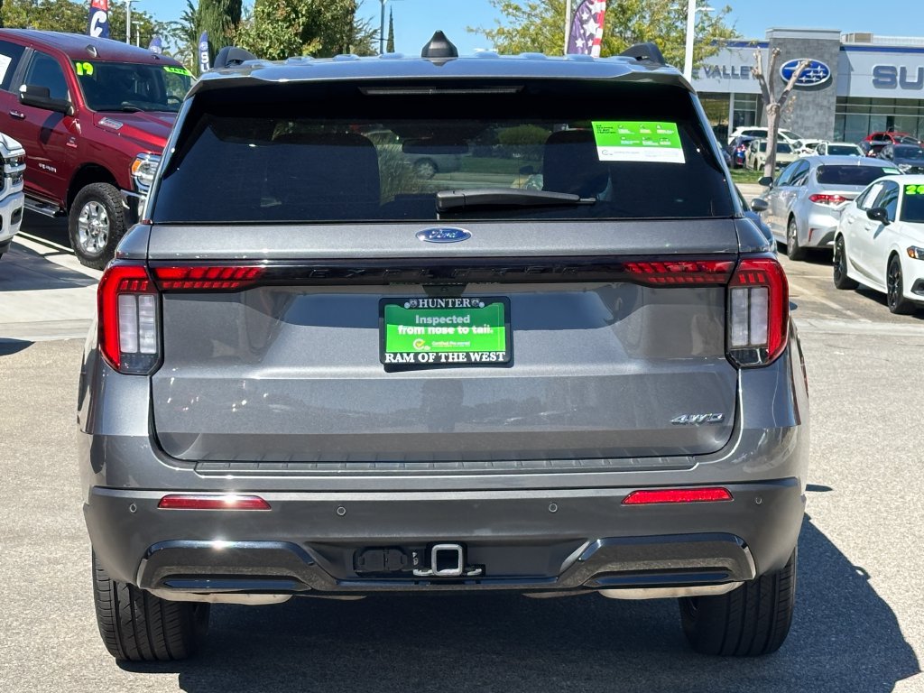 Used 2025 Ford Explorer ST-Line AWD/4WD image 6