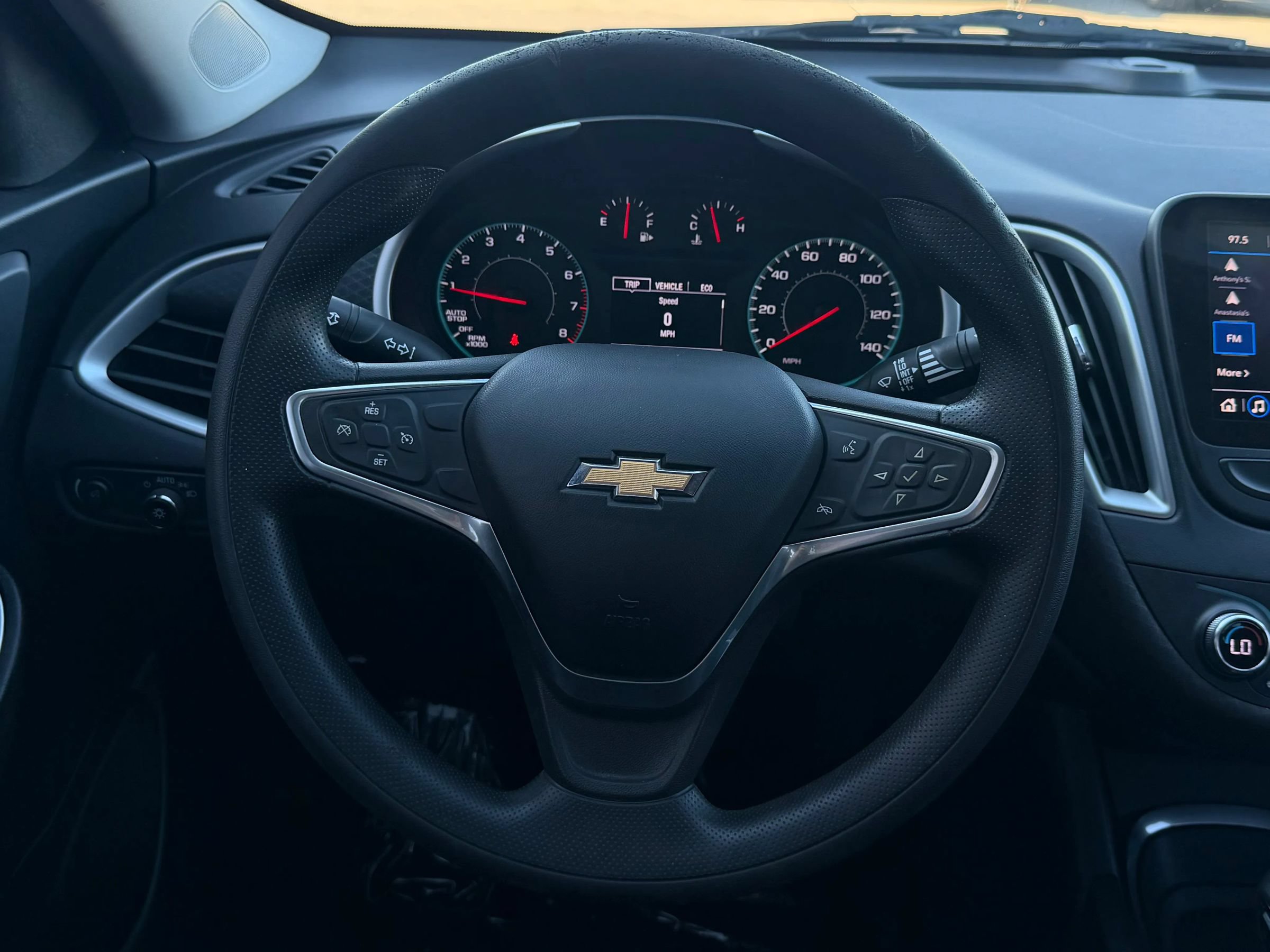 Used 2022 Chevrolet Malibu LT FWD image 18