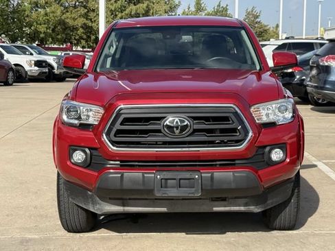 Used 2021 Toyota Tacoma SR5 RWD image 8
