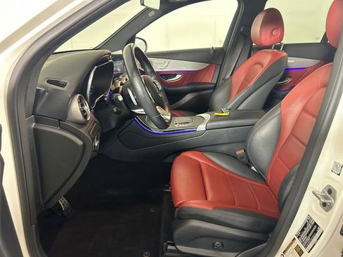 Used 2022 Mercedes-Benz GLC 300 4MATIC image 10