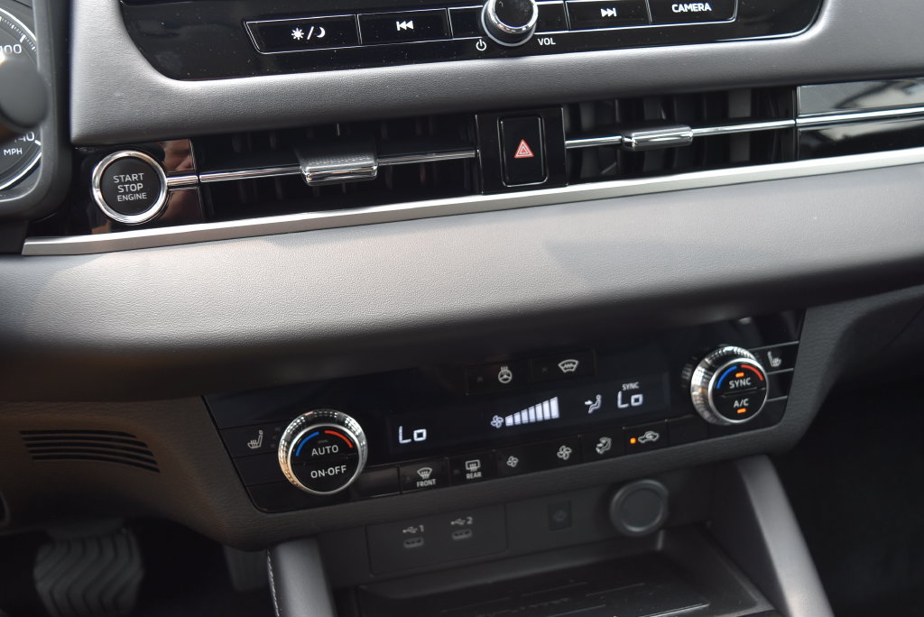 New 2026 Mitsubishi Outlander SE AWD/4WD image 17
