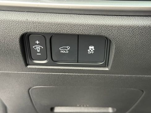 Used 2025 Kia Sorento EX image 24