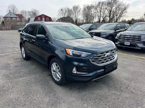 Used 2022 Ford Edge SEL w/ Convenience Package image 9