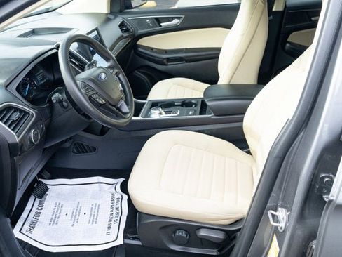 Used 2022 Ford Edge SE image 15