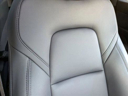 Used 2023 Tesla Model Y Performance image 17