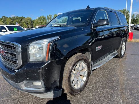 Used 2017 GMC Yukon SLE w/ SLE Value Package AWD/4WD image 9