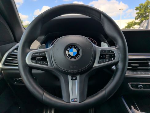 Used 2019 BMW X5 xDrive40i w/ M Sport Package AWD/4WD image 21
