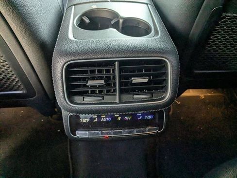 Used 2021 Mercedes-Benz GLS 450 4MATIC image 17