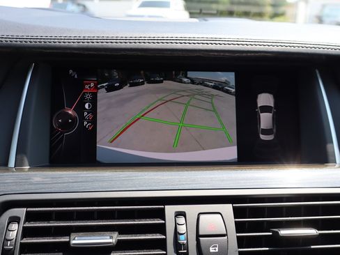 Used 2015 BMW 550i Sedan RWD image 24