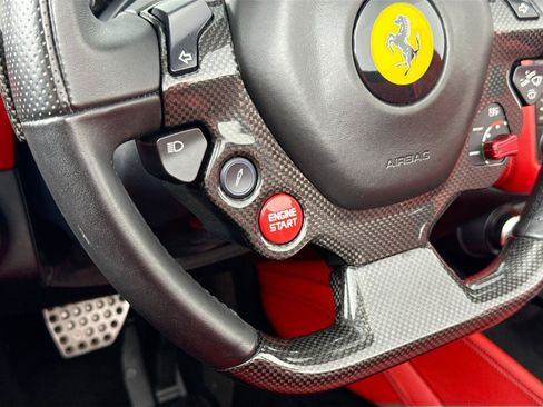Used 2015 Ferrari California T RWD image 35