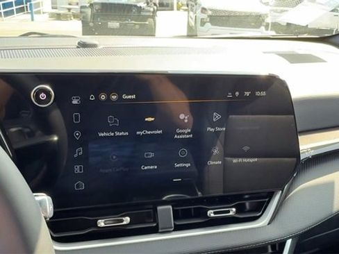 New 2026 Chevrolet Equinox LT w/ Convenience Package II image 17