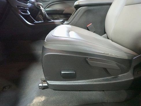 Used 2022 Chevrolet Colorado W/T image 10