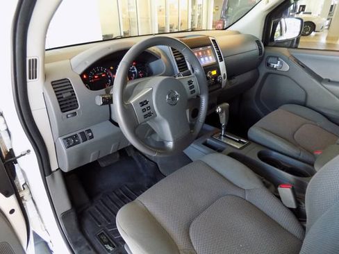 Used 2019 Nissan Frontier SV w/ Value Truck Package RWD image 18
