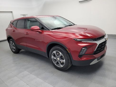 Used 2023 Chevrolet Blazer LT FWD image 11