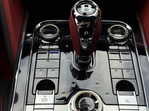 Used 2024 Bentley Flying Spur Azure image 26